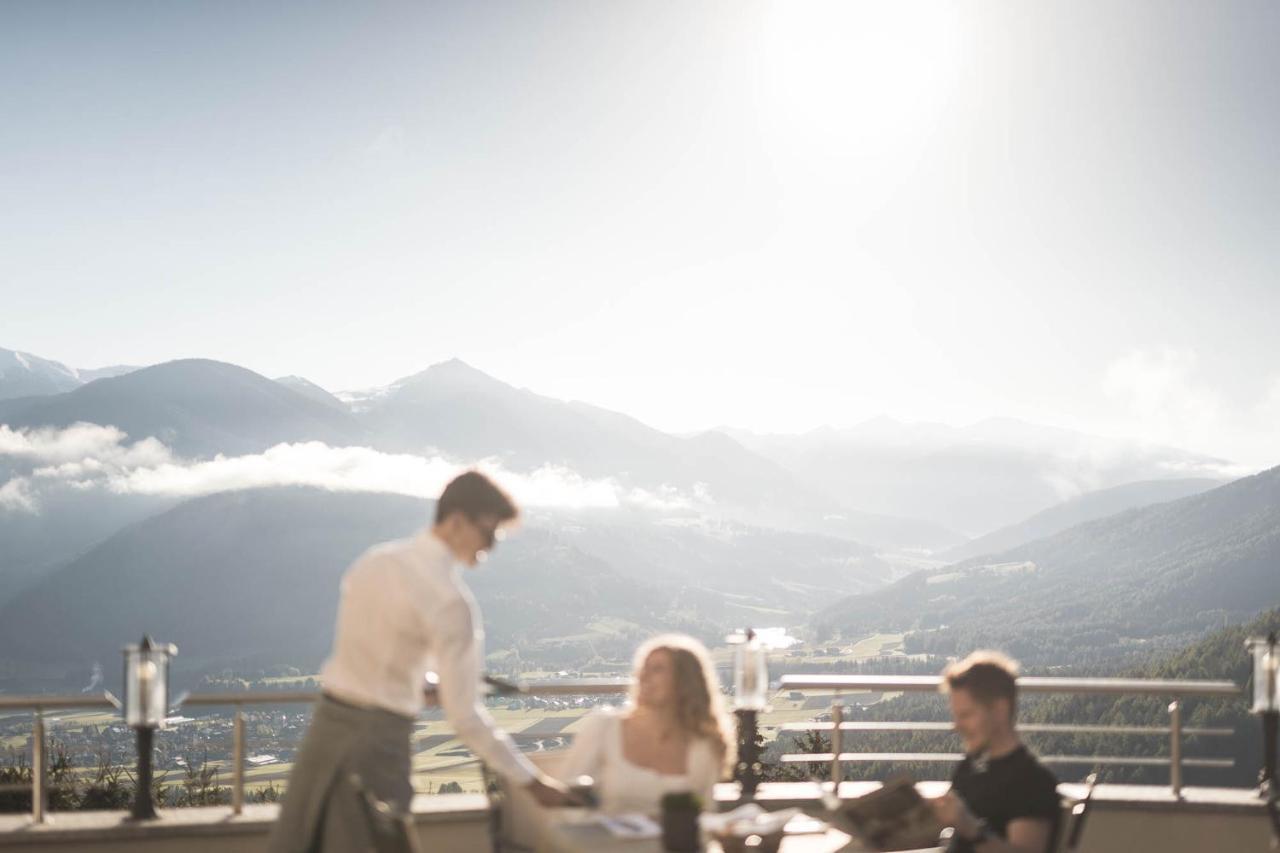 Kronplatz-Resort Hotel Kristall Olang Exterior photo